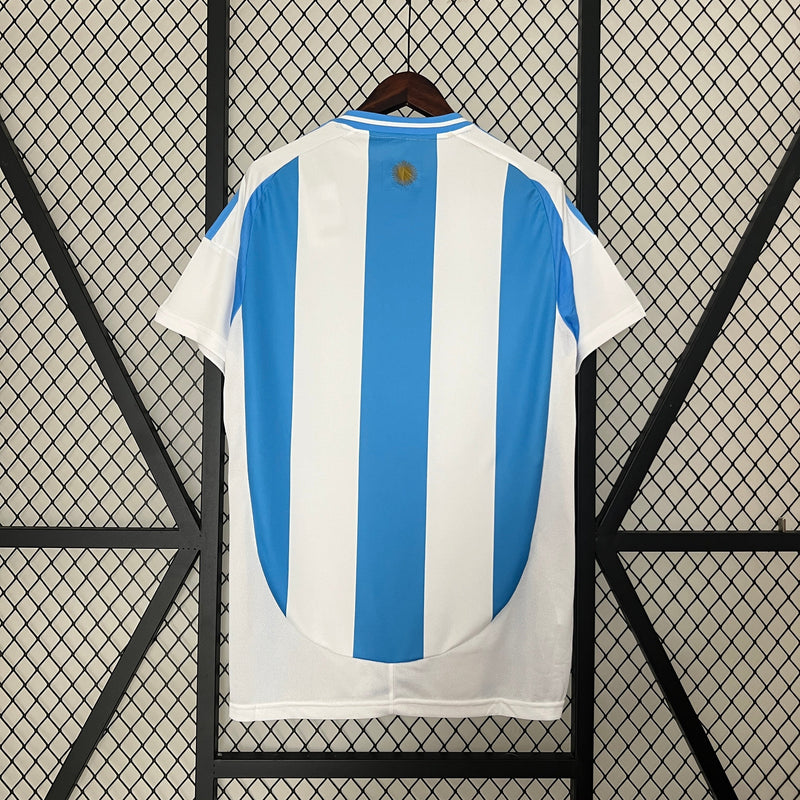 CAMISA LANÇAMENTO DA SELEÇÃO DA ARGENTINA 2024 AZUL E BRANCO