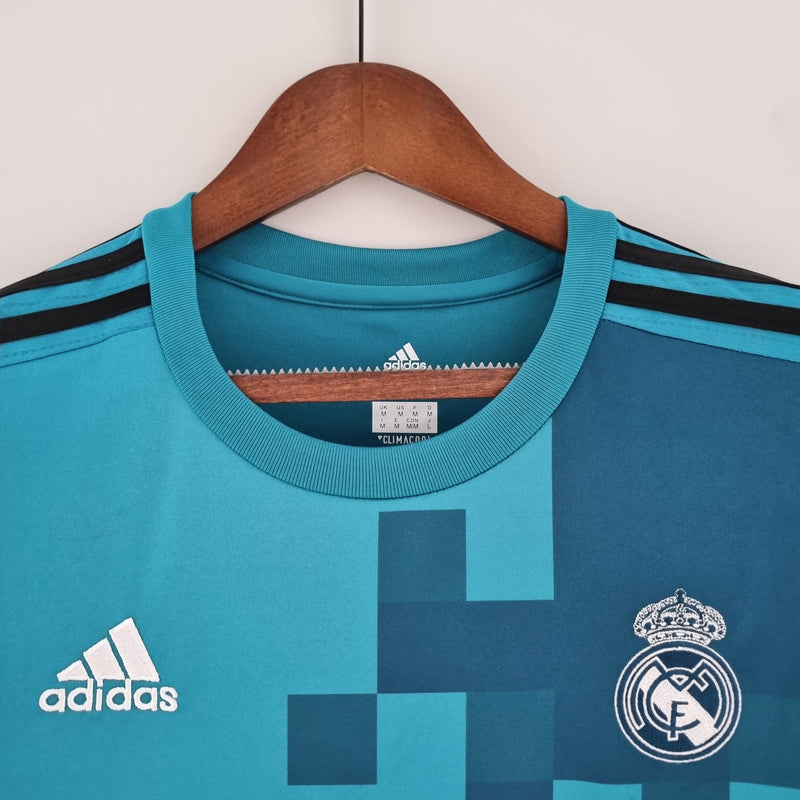 Camisa Retrô Real Madrid 2017/18