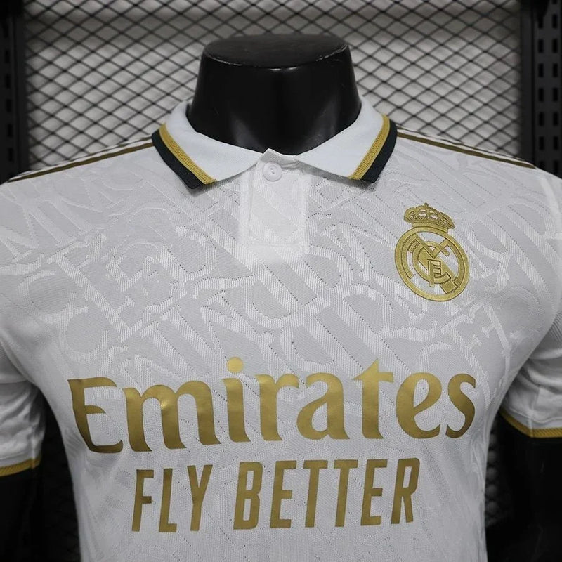 Camisa Real Madrid Golden Edição Especial 24/25 - Branco e Dourado